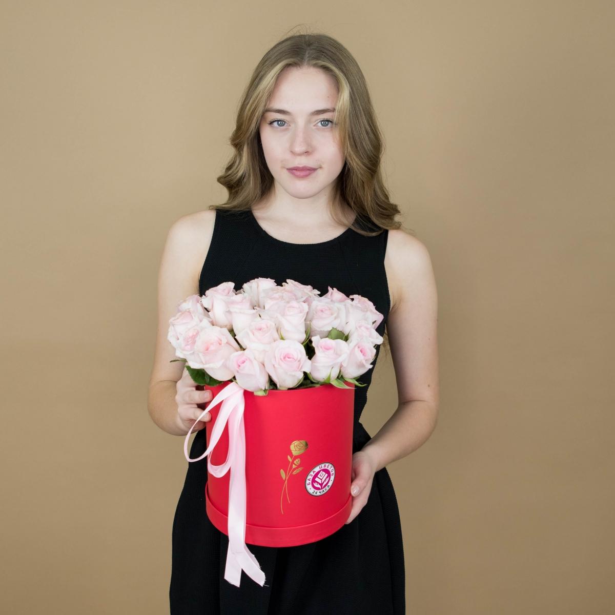 Розы розовые в шляпной коробке articul - 1800